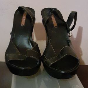 Black Nine West leather Wedges